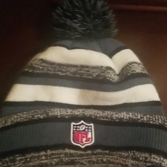 Philadelphia Eagles knit hat - Picture 2 of 2